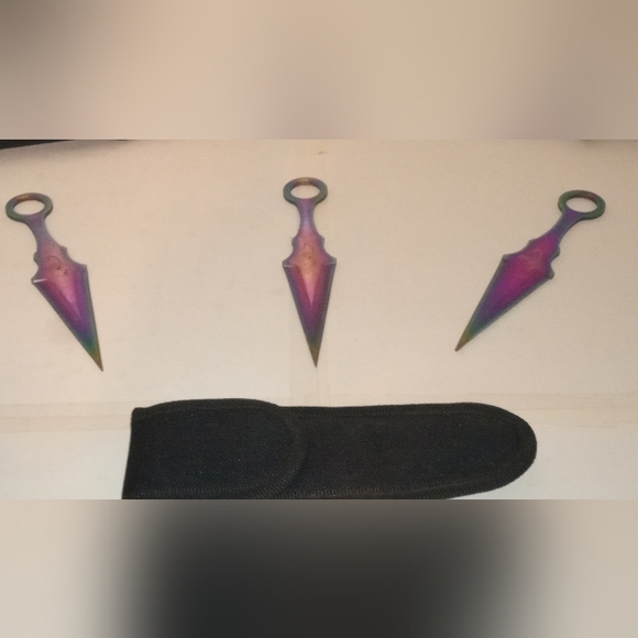 Lot of Collector Knives (1) 8" Frost 🗡️ & (3) 4" Aeroblades throwing 🗡️'s - Picture 3 of 10